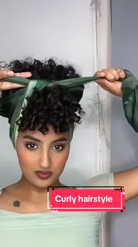 Short curly hairstyles bc im too lazy to do my hair 👍🏽 #fyp #foryoupage #foryou #اكسبلور #saudiarabia🇸🇦 #sudanese_tiktok #الشعب_الصيني_ماله_حل😂😂 #كيرلي_هير #curlyhair #كيرلي #كيرلي_قيرل_ميثود #كيرليات #كيرلي_الشعر #curlyhairtutorial #curlyhairstyles 