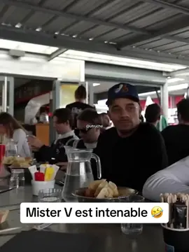 Mister V est intenable 🤣 (GP explorer 2) @Mister V  #misterv #yvick #theodort #djilsi #gpexplorer #gpexplorer2 #squeezie #humour #mdr #drole ##ptdr##marrant##rire##viral##pourtoi##fyp##foryoupage##pourtoipage##explorer##pourvous
