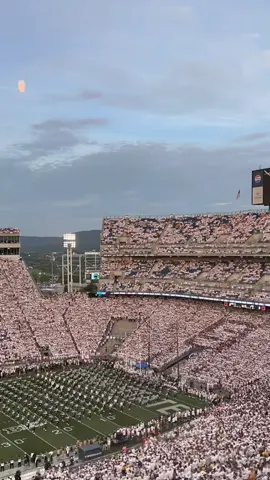 The best show in college football! #pennstateuniversity #pennstate #PennStateFootball 