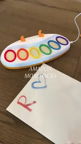 Link is in my bio to shop!💕🌈 #momfinds #amazonfinds #amazonmusthaves #magicpaintbrush #amazon ##magicpaintset 