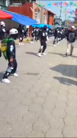 #viral#parati#tiktok #fyp #fouryou #baile#musica#dadyyankee #pose 