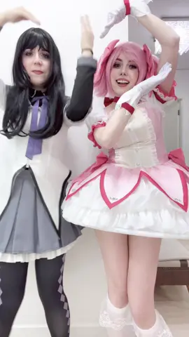 you’re all i think about babe 😌 #madokamagica #madokacosplay #homuracosplay 