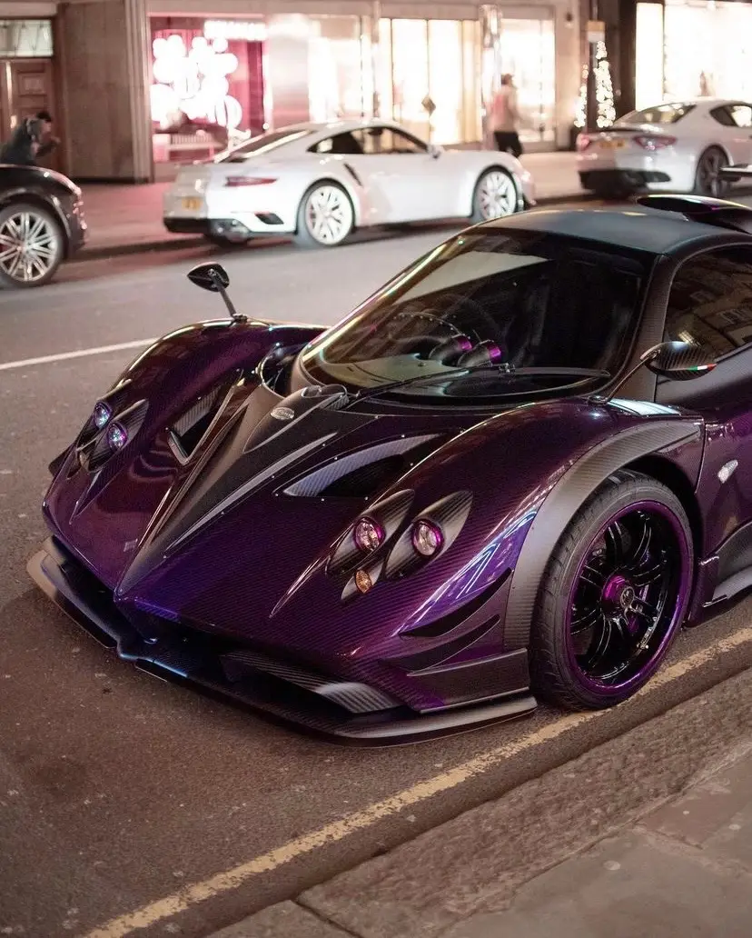 🤩💜 • 📸:emson.auto || #cars #pagani #carsoftiktok #zonda #fyp #4k #cars4k #xyzbca #slideshow #viral #fypシ #photos #mipovz 