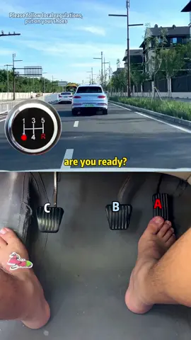 A driving lesson that novices must watch.#tiktok #howto #automotive  #driving  #skills  #knowledge  #fpy  #fyp  #tips  #foryou  #carsoftiktok