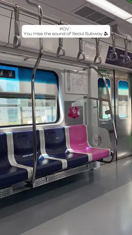 Am I the only one who waddles around the metro every time I hear this music ?  #seoullife #seoultravel #coreedusud #southkorea #southkoreatravel #seoulsubway #capcut 