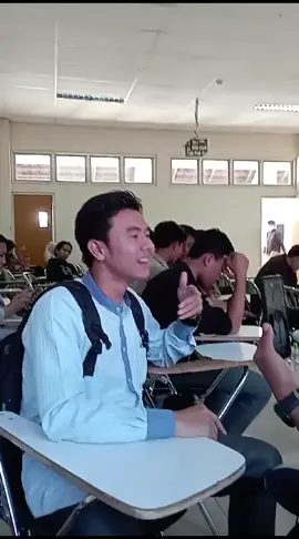 nyanyi pakai qolqolah serta ilmu tajwid. #lawak#fypシ 