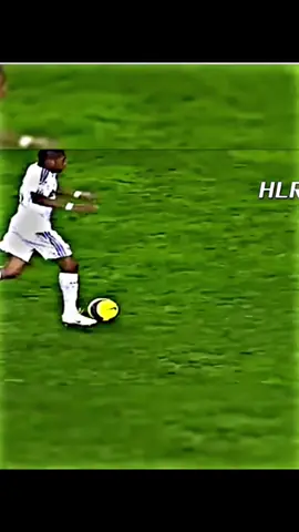 robinho skills ⚽️💀🏴‍☠️👿#skills #somalitiktok #edit #football #tiktok 