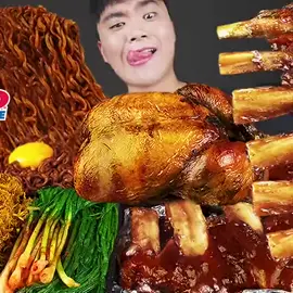Mukbang Daging sapi + mie Korean spicy + ayam jumbo🤤 #koreanstreetfood #noddles koreamukbang #ASMRMakan #tanboykunmukbang #chinafood #mlbb #fyp #viral #chinaasmr 