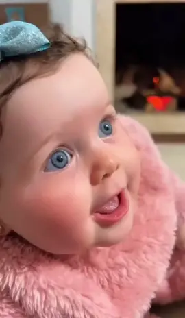 💕💕😍😂😂😂masallah #keşfet #bebes #bebek #yeşilgözlünüz💚 #mavigözlüçocuk #kesfetbeniöneçıkart @BLW para bebés @baby _funnies  