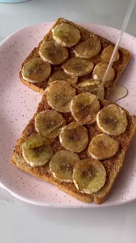 Esta es tu señal para preparar esta combinación perfecta 🤩 pan, mantequilla de maní, banano, muchaaa canela, se va para el airfryer #holsteinhousewares y listooo