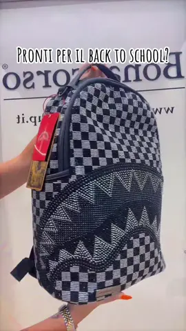 Pronti per iniziare il nuovo anno con stile❓#sprayground #spraygroundbackpack #bonaccorsodal1980 #backtoschool #neiperte #andiamoneiperte #perte #perteeee #catania 