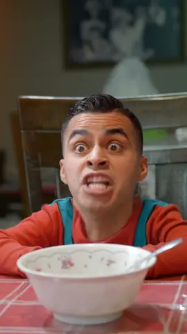 Kids need to finish their food @Iszuh.vids #comedy #funny #fyp #foryou 