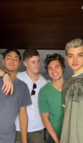 foi aqui que pediram essa musica?  #viraltiktok #fyp #fy #gustavomioto #moletom #foryoupage #foryou 