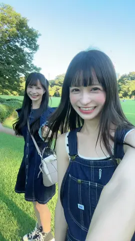 なんか違う妹 #デニムコーデ #アイドル #双子 #姉妹 #地下アイドル #おすすめ #おすすめにのりたい #運営さん大好き #おそろ 