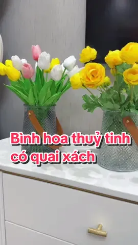 Bình cắm hoa bằng thuỷ tinh hình trụ kèm quai da #binhhoa #binhhoathuytinh #binhcamhoa #binhhoadecor #binhhoadep 