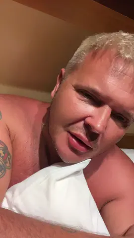 Мои хорошие(((  Я снова пропаду..  но я вернусь 😊
