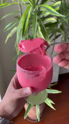 GELATINA DE YOGURT 🍓💪🏽 (con ¡SOLO 3 INGREDIENTES! 🔥) #postresaludable #postreproteico #postrefitness #postrefit 