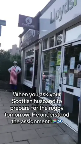 My Scottish husband knows we cannot watch the #springboks  without being prepared. He understood the assignment! #southafricantiktok🇿🇦 #rugbywoldcup #sprinboks #tiktoksouthafrica #scottishtiktok #capecolouredsabroad #rugbyfever #capetownsouthafrica #mybloedisgroen #southafricantiktoker #southafricansinscotland #southafricansintheuk 