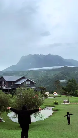 Escape From Reality #hounonridgefarmstay #sabah #kundasang #nature 