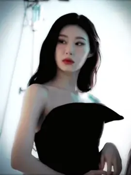 #CHAERYEONG sorry for never ever posting i literally hate highschool it drains me so much | #itzy #itzyedit #chaeryeongedit #leechaeryeong #midzy #midzyfyp #fyp #viral #kpop #있지 #밌지 #채령 #kpopedit #yejimylover #killmydoubt  #itzykillmydoubt  #itzycb