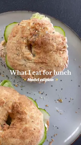 Bagel allo yogurt greco con solo 2 ingredienti .... ✨ nutrizionista approved ✨ #food#aesthetic#healthy#model#curvymodel#whatieayinaday#nutrizionistaapproved 