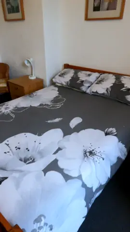 room 2 argyl guest house, Hornby road Blackpool £30 PP PN based on 2 people sharing (kids are half price) contact them on 01253 625620 #argyll #guesthouse #blackpool #fypblackpool #bookingsavailable #bookingdotcom #familyfriendly #placestostay #foryou #foryoupage #foryouhotel #fypblackpool #myers #contentcreator #influencer #hornbyroad 