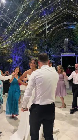 #fyp#explore#foryoupage#fypシ#vira#dasem#dasmashqiptare#traditionalwedding#weddingphotographer#albaniancouple#inspo @izo deejay @Hoteli Gjuetise 