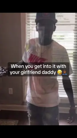 #foryou #foryoupage #funny #funnyvideos #trending #skit #trendy #comedian 