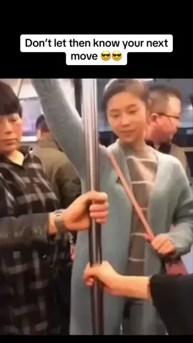 Want to go viral? Link in bio. 😏 #busride #strangersthings #flirty #happyending #dontletthemknowyournextmove #romantic #blinddate 