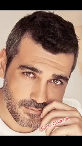 Caner Cindoruk #actoresturcos #canercindoruk #seriesturcas #novelasturcas #telenovelas #tv #hombresguapos #tele #novelas 