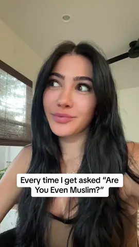 Ask yourself for once and get off my case 🧳 😂🥹 #fyp #foryou #ArabTikTok #arabic #muslim #muslimtiktok #comdey #funny 