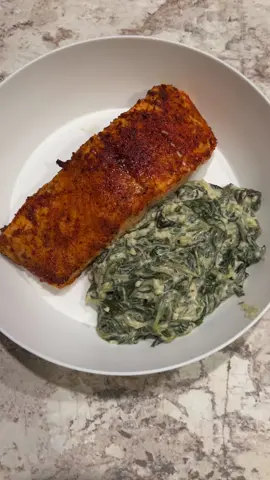 #mondaydinnervibes😋  #salmon ##Creamedspinach#F#Foodiet#tiktokfood#c#columbusohioM#MondayF#Food