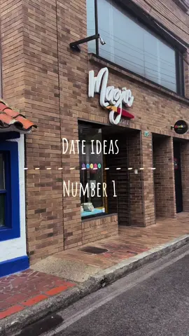 Los resultados no son los esperados, perooo seguiremos intentando #dates #citas #parejas #romanticas #novios #couple #bogota #ceramica #pintar #happyplace