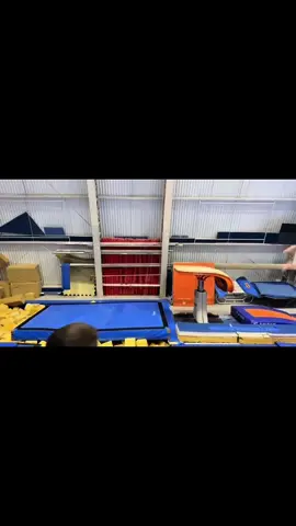 EU AMO ESSE ESPORTE🤸🏻‍♀️💪🏻🤍#ginasticaartistica #fypシ #fyp #gym #fypシ゚viral 