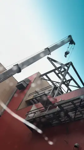 Slinging stick because we can 👋 #fyp #viral #oilfield #oilfieldtrash #crane #craneoperator 
