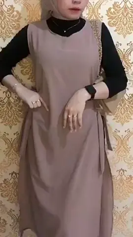 Outer long vest kondangam/pesta/ootd hijab. Cringkel premium ❤️❤️🌼 #outerpesta #outerkondangan #outercringkle 