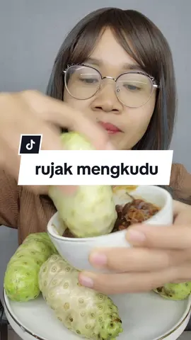 rujak mengkudu #rujakmengkudu 