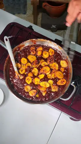 HOY ES EL DÍA DEL CHOCOLATE 🍫 preparemos platanos en mole @Alimentos Rico GT  #miguelbabo 