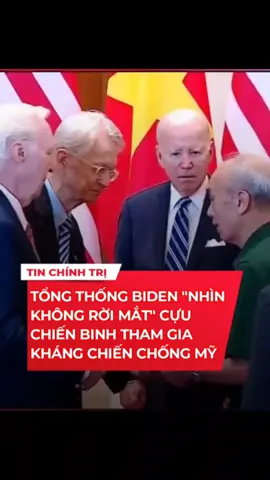 🇻🇳 Tổng thống Biden nhìn chầm chầm cựu chiến binh từng tham gia kháng chiến chống Mỹ  #vietnam #toiyeuvietnam #vn #vietnamtringtraitimtoi🇻🇳 #xuhuong #tiktok #usa #usa🇺🇸 #vietnamusa #xuhuong #vietnamtrongtraitimtoi🇻🇳  #tuhaovietnam #vietnamhoaky  #vietnamandpeace #vietnamlovepeace @vietnamlovethepeace  @vietnamlovethepeace 