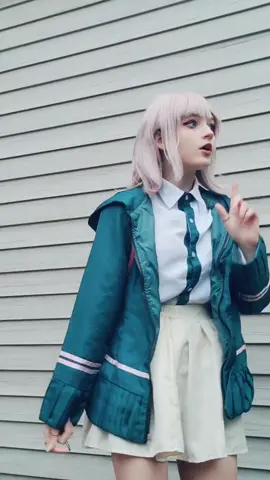 THIS IS SO RANDOM BUT I'VE BEEN GOING THROUGH MY GIRAFFES FROM OVER A YEAR AGO AND I KEEP FINDING ONES THAT AREN'T THAT BAD LOL #chiaki #chiakinanami #chiakinanamicosplay #danganronpa #danganronpacosplay 