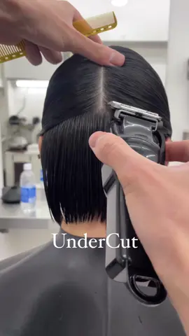 Amazing undercut by @表参道の美容師 ケイスケ/あなたの世界を変えます✂︎  😍 #undercutgirls #hairinspo #hairgoals #undercut #hair #haircut #shorthair #shorthaircut #shortbob 