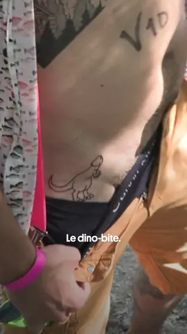 On vous emmène comme chaque année au championnat d’Europe de la coupe mulet et cette année petite nouveauté, on pouvait se faire tatouer 👀 #europe #mulet #mulethaircut #haircut #tiktokentertainment #muletworld #tattoo #tiktokfrance #quotidien #tiktoknews
