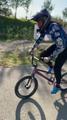 Sprint lancé en scooter 🏍️ #sprint #bmxracing 