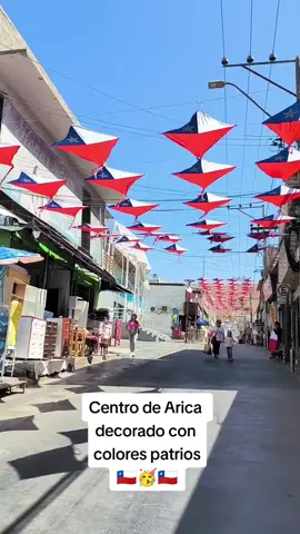 🤩Con adornos bien dieciocheros esta calle Colón y paseo 21 de mayo para estás fiestas patrias. 🇨🇱 Iniciativa decorativa instalada por @MuniArica y que ayuda a decorar el centro de la ciudad. 🥳 #arica #aricaesbacán #aricayparinacota #chile 