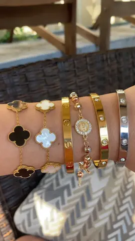 the girls that get it, get it #kyliejenner #cartier #fypシ゚viral #jewelry 