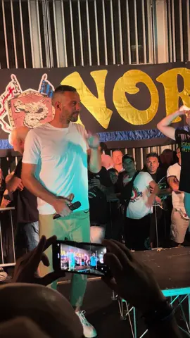 Addio al calcio di #samirhandanovic  #inter #handanovic #curvanord #cn69 #festa #capitano #ritiro 