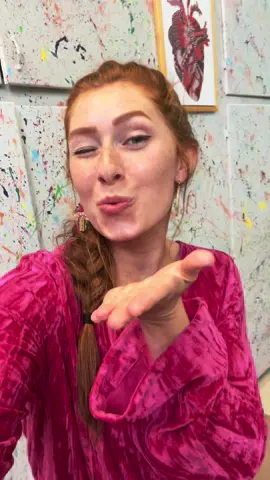 Happy Friday lovelies❤️ #OOTD #tgif #artistsoftiktok #artteacher #artteachersoftiktok #teacher #teachersoftiktok #teacherlife #friday #hippie #hippietok 