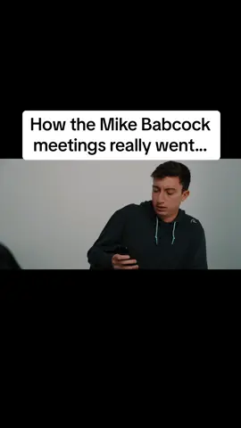 Do you mind if i take a look through your phone? #mikebabcock #sketchcomedy #spittinchiclets 