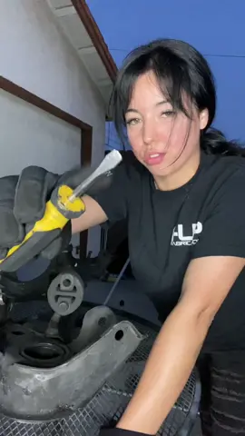 Very easy if you Dont have the Actual Tool 🙂! #hometool #exhausthanger #foryou #subframe #repair #DIY