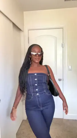 💙  #thrifted #denimoutfitinspo #denimjumpsuit #grwm #styling 